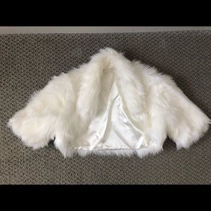 XS White furry bridal bolero jacket
